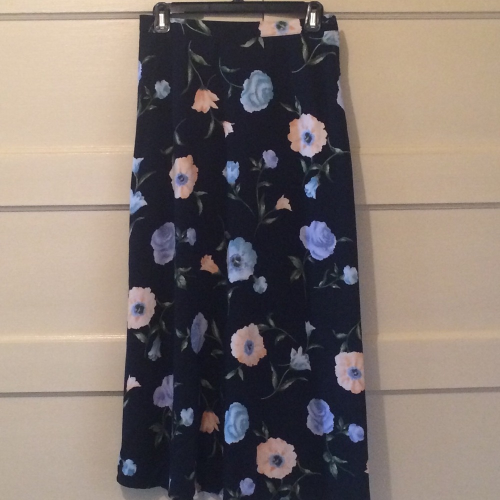 Kathie Lee midi skirt Sz 12